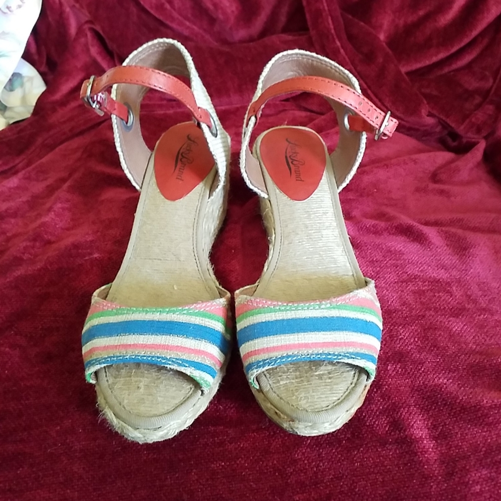 Shoes - Picture 2 of 3